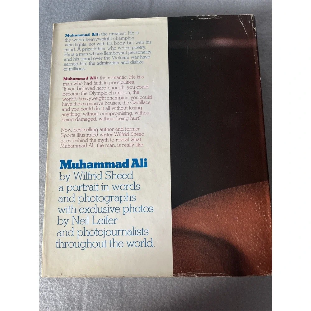 Muhammad Ali: A Portrait in Words and Photographs by‎ Wilfrid Sheed ** Read**
